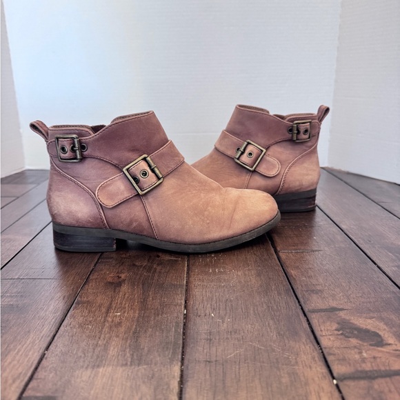 Vionic Shoes - Vionic Logan Ankle Buckle Booties Brown Suede Leather-size 6